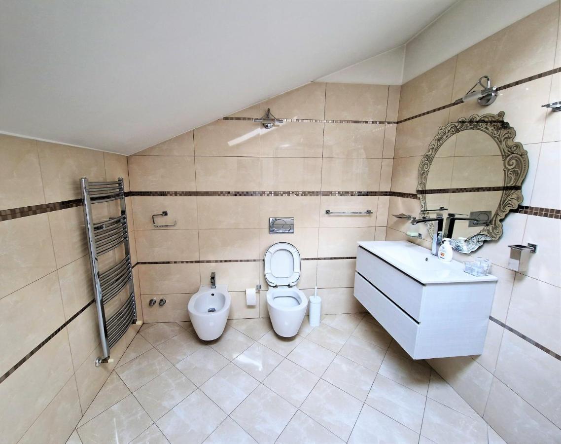 Beinasco Apartment - Le Terrazze Palace Экстерьер фото